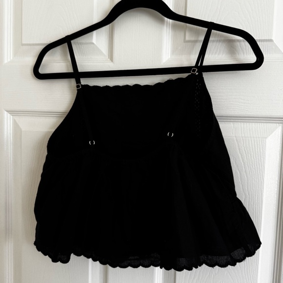Z30004  Embroidery Crop Top / Black